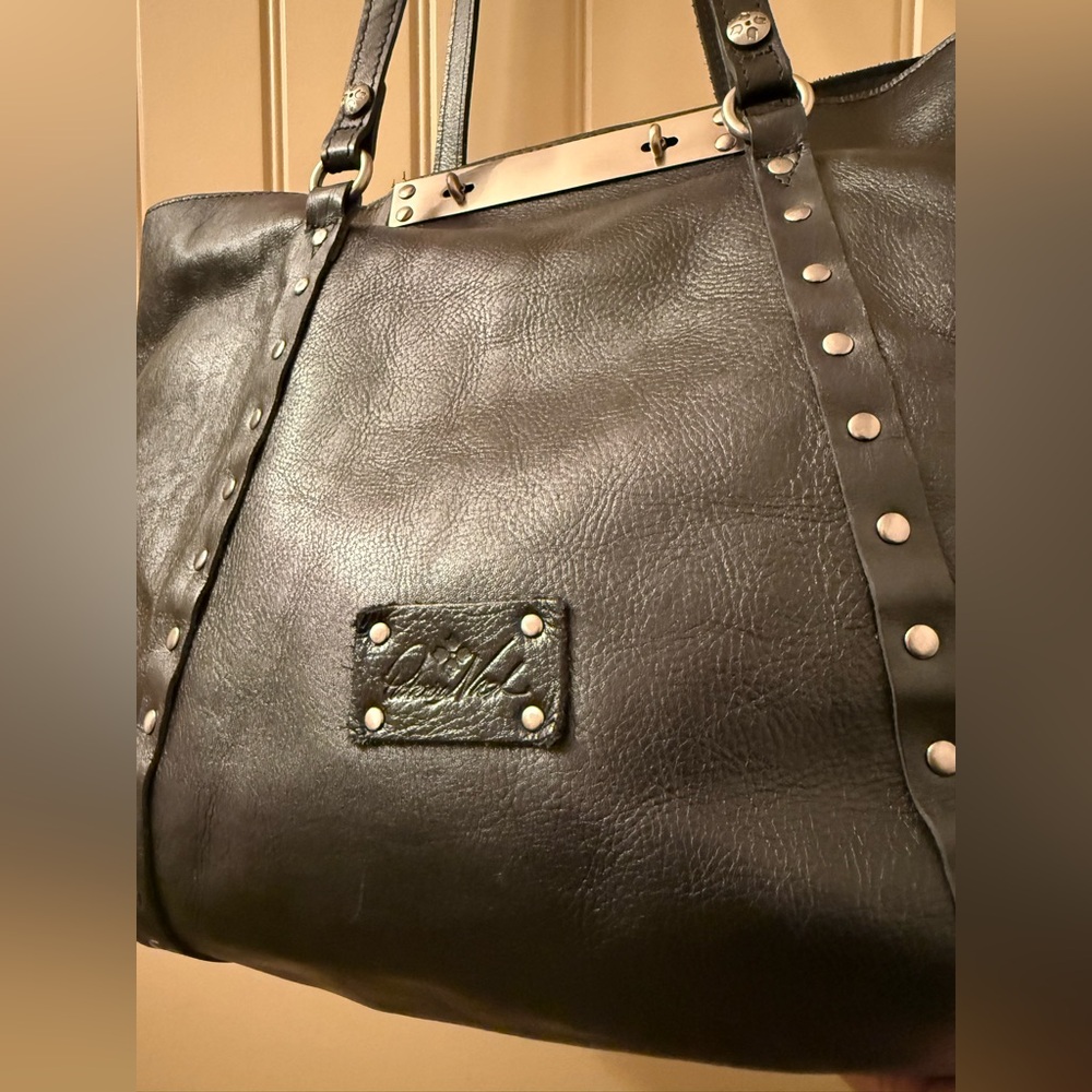 Patricia Nash Benvenuto Vintage Black Studded Grain Leather XL Tote Bag - Picture 4 of 8